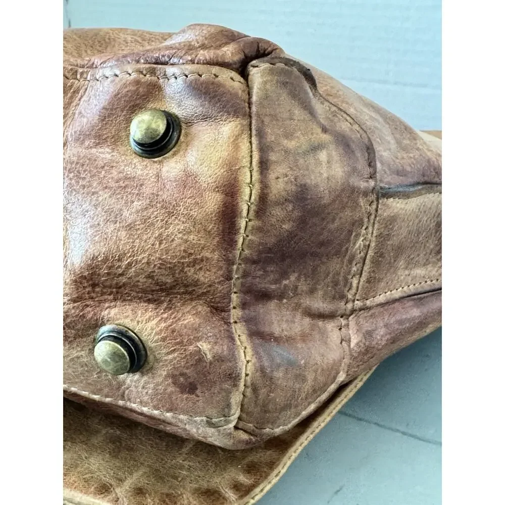 Moore & Giles Reclaimed Messenger Bag In Heirloom Oak Computer Distressed